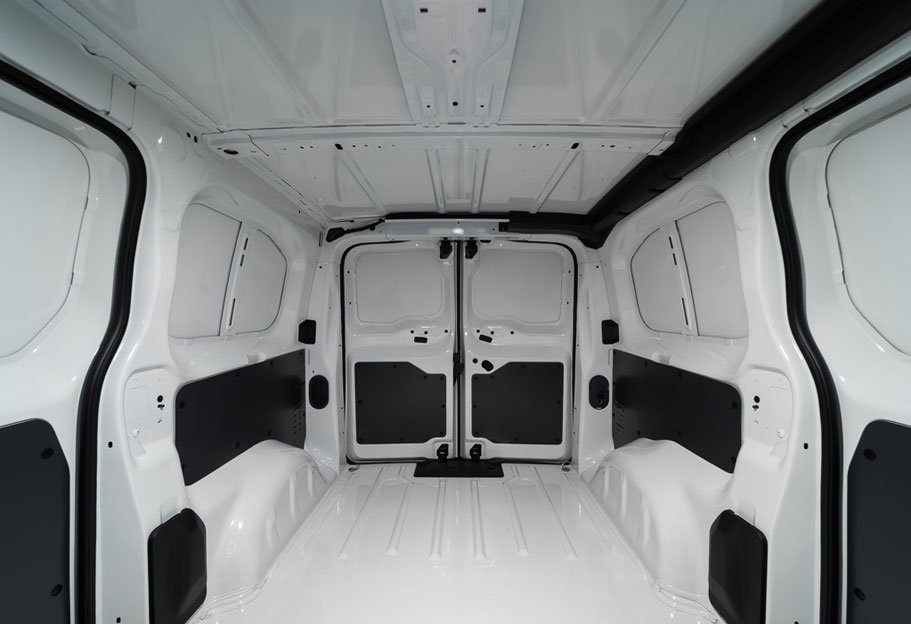 Toyota ProAce EV view 3
